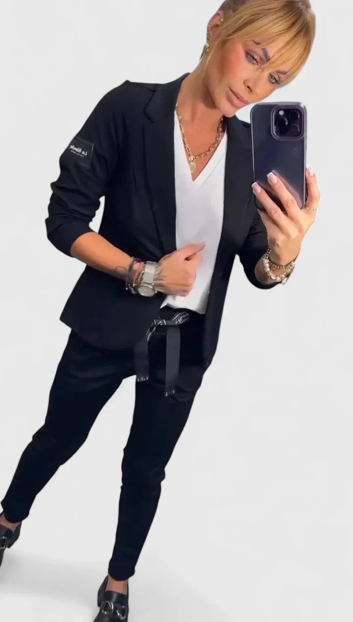 LIZA – TAILORED TWO-PIECE SET