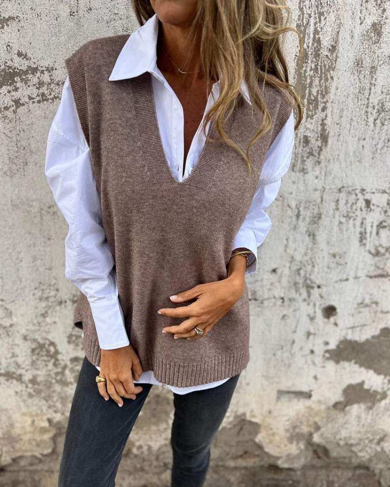 SOFIA - CHIC V-NECK SWEATER VEST