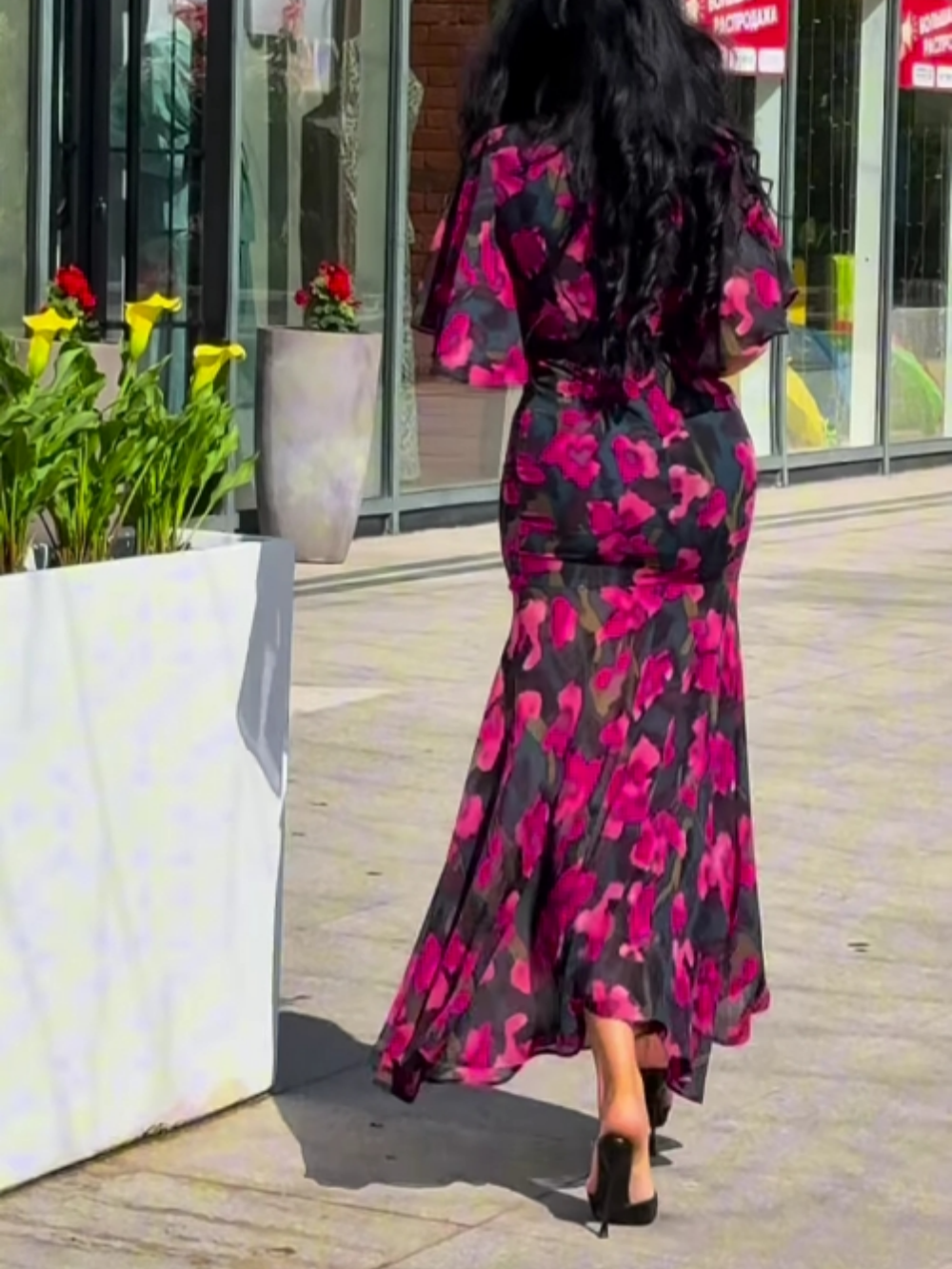 VIVIANA – BLOOMING ELEGANCE WRAP MAXI DRESS