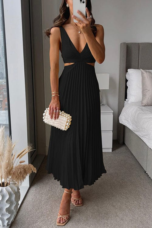 Timeless Elegance With Stylish Cut-Outs