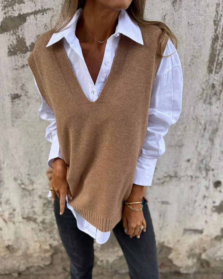 SOFIA - CHIC V-NECK SWEATER VEST