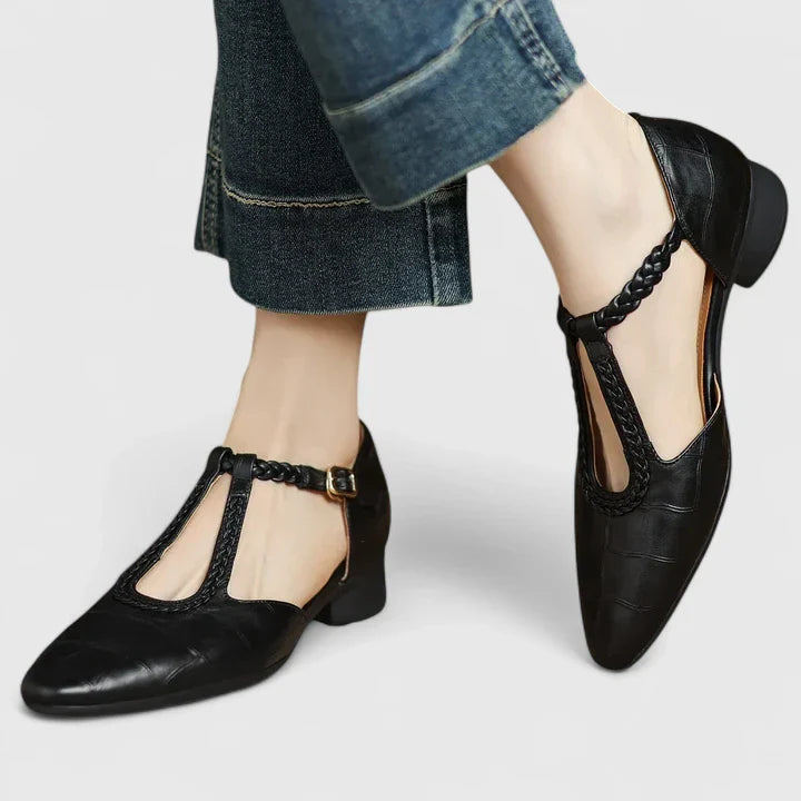 HANNAH – ELEGANT T-STRAP SHOES