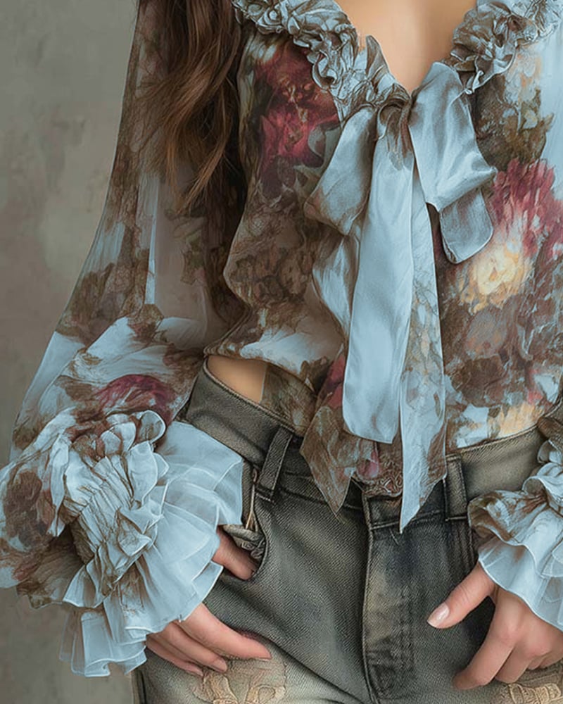 SAVANNAH – ROMANTIC BLOOM TIE-FRONT BLOUSE