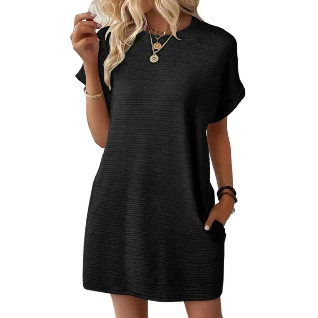 SOPHIA – LAID-BACK CHIC T-SHIRT DRESS