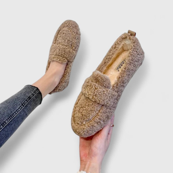 NORA – COZY FLEECE LOAFERS