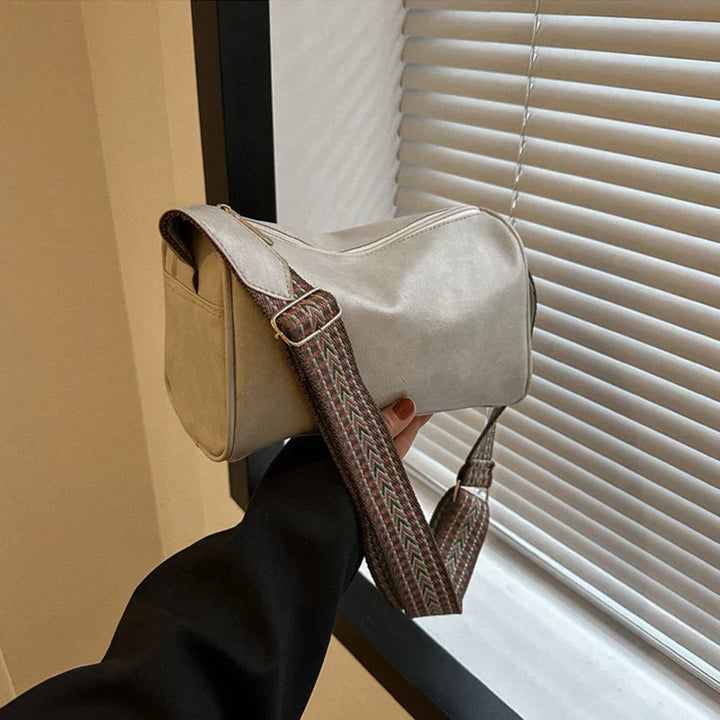 Cassia - Vintage Crossbody Bag