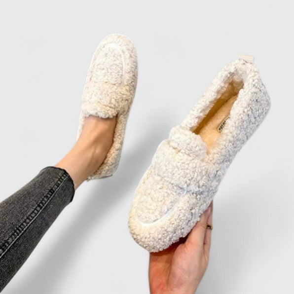 NORA – COZY FLEECE LOAFERS