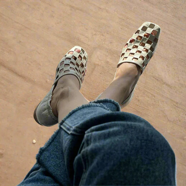 Mules, Leather