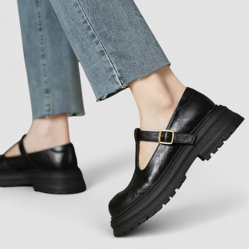 DOROTHY – CLASSIC MARY JANE SHOES