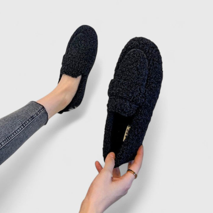 NORA – COZY FLEECE LOAFERS