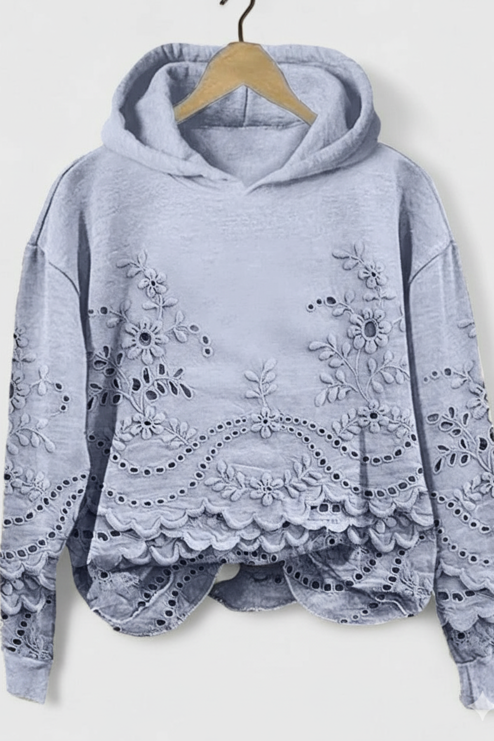 SUZANNE – EMBROIDERED HOODIE