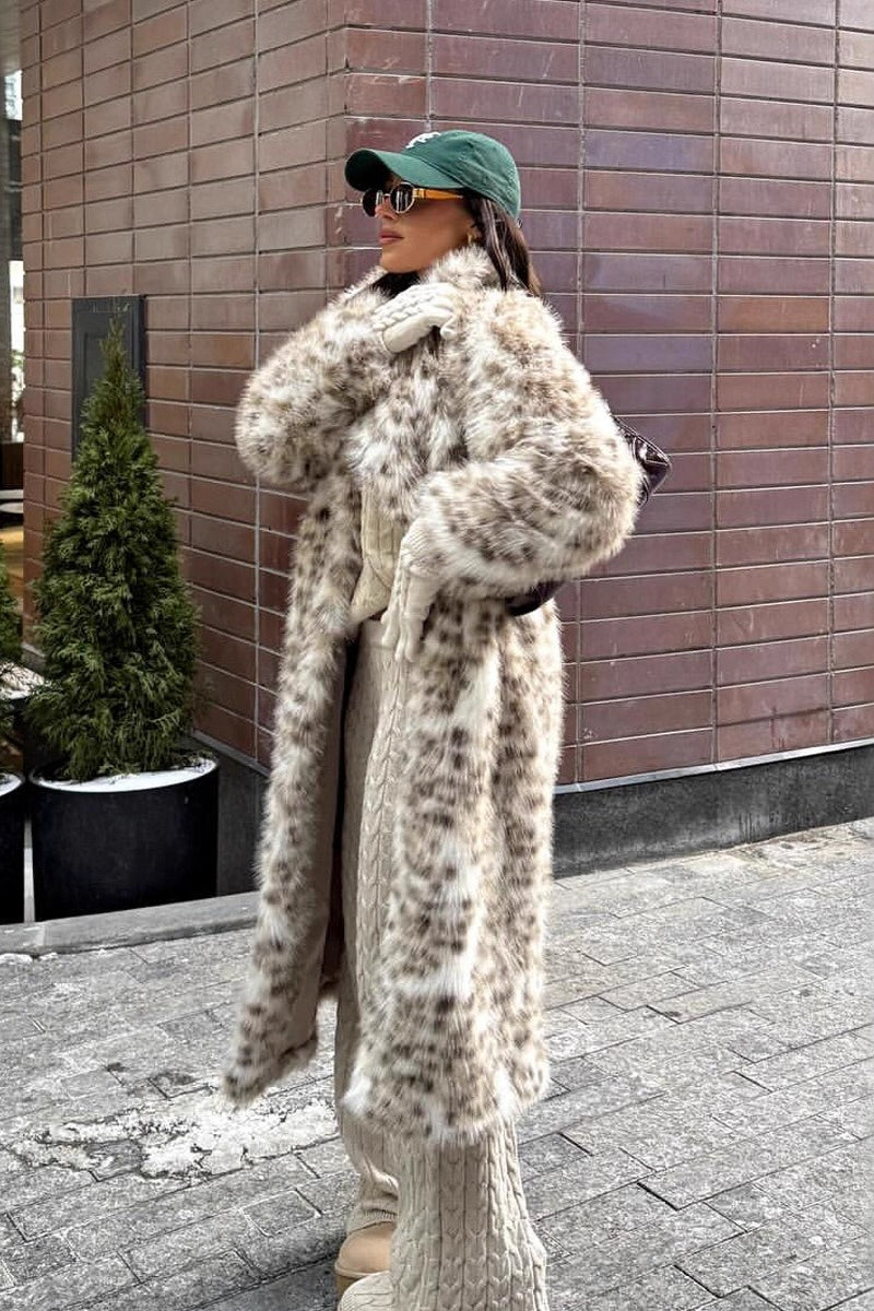 HARPER – LUXE SNOW LEOPARD STATEMENT COAT