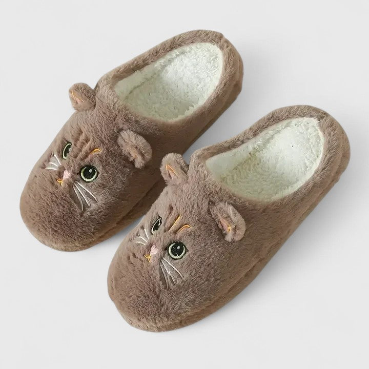 LUCY – COZY CAT FACE SLIPPERS