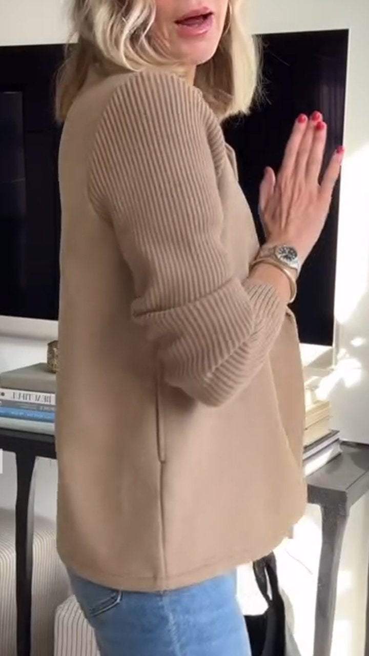 PATRICIA – DOUBLE-BREASTED KNIT SLEEVE BLAZER