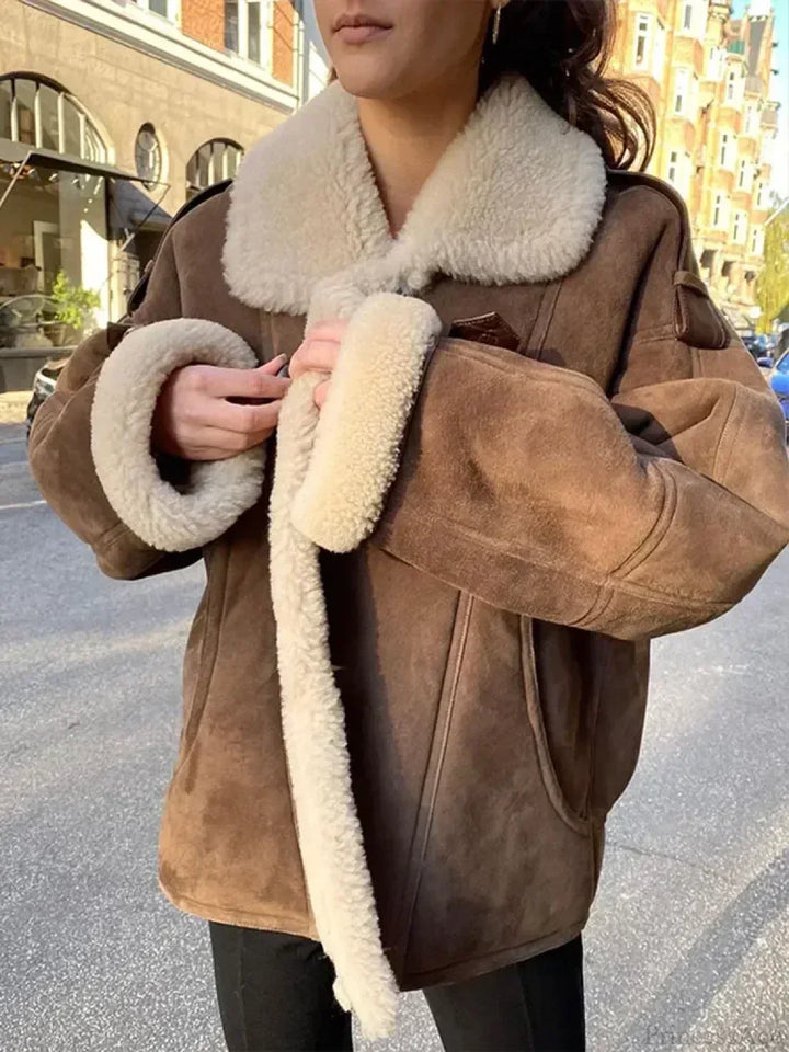 HAZEL – COZY AVIATOR CITY JACKET