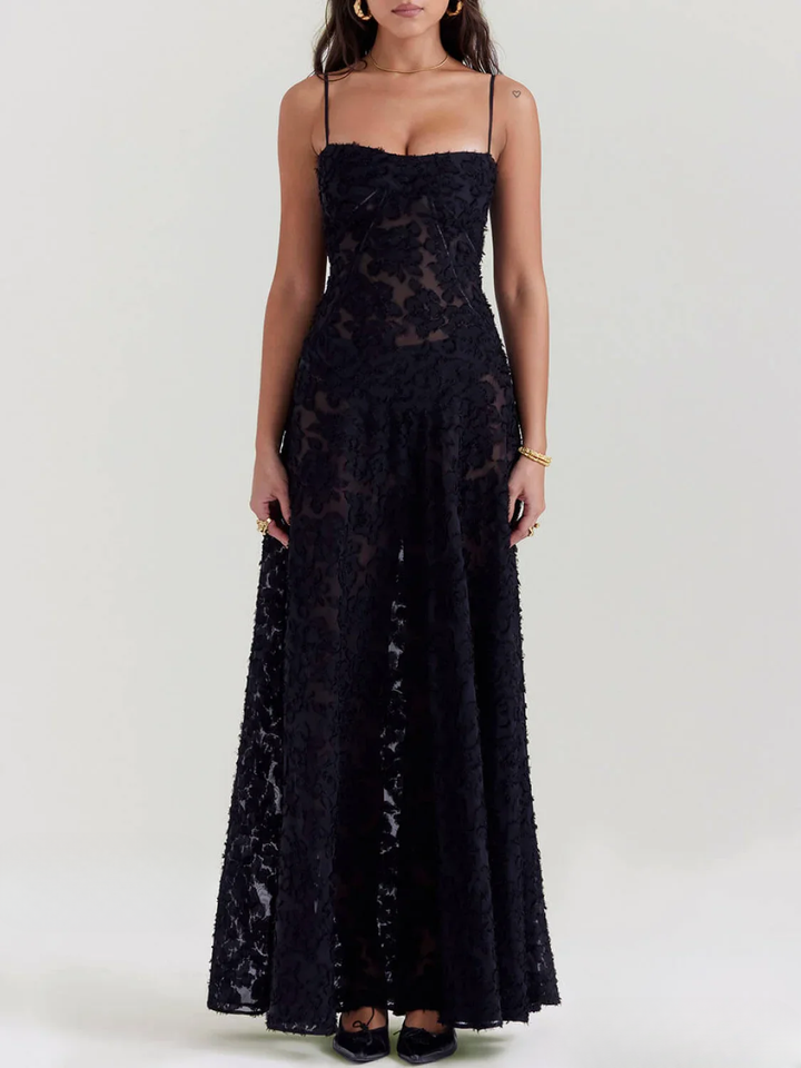 SAVANNAH – TIMELESS LACE FLOW MAXI DRESS
