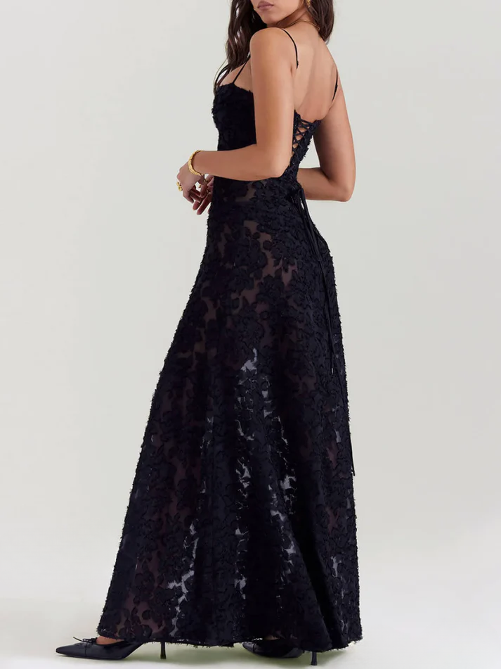 SAVANNAH – TIMELESS LACE FLOW MAXI DRESS