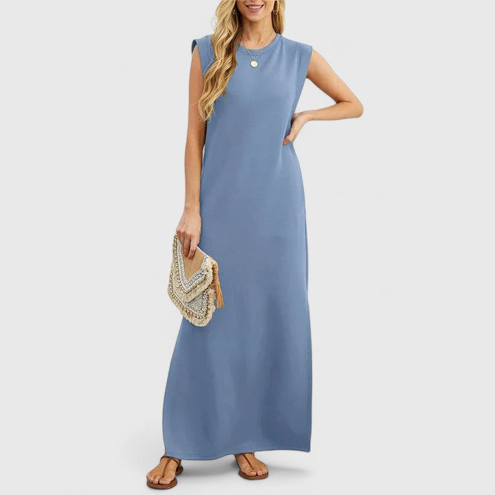 BELA – ELEGANT SLEEVELESS MAXI DRESS