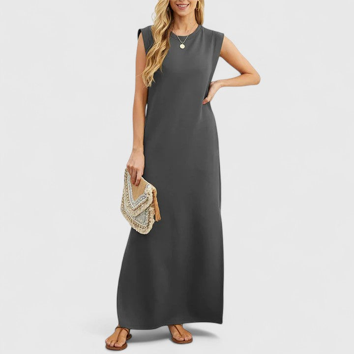 BELA – ELEGANT SLEEVELESS MAXI DRESS
